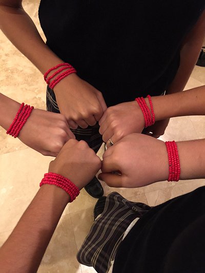 anorexicatwink's tweet photo. Can we bring those ana braclets back i need to know when im spoting edtwt bitches in the wild https://t.co/XIQX5VeqGu
