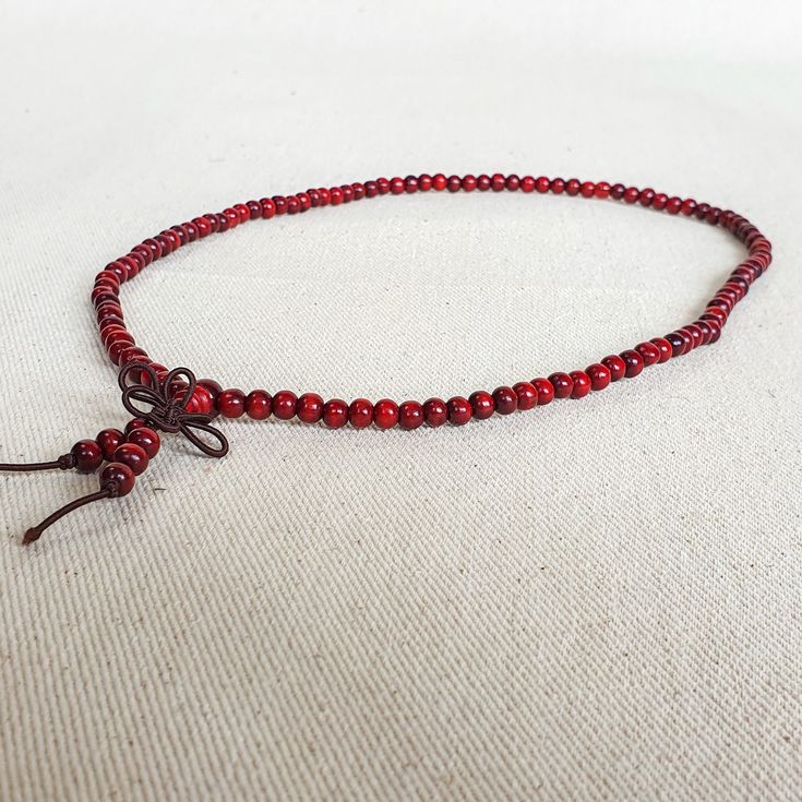 anorexicatwink's tweet photo. Can we bring those ana braclets back i need to know when im spoting edtwt bitches in the wild https://t.co/XIQX5VeqGu