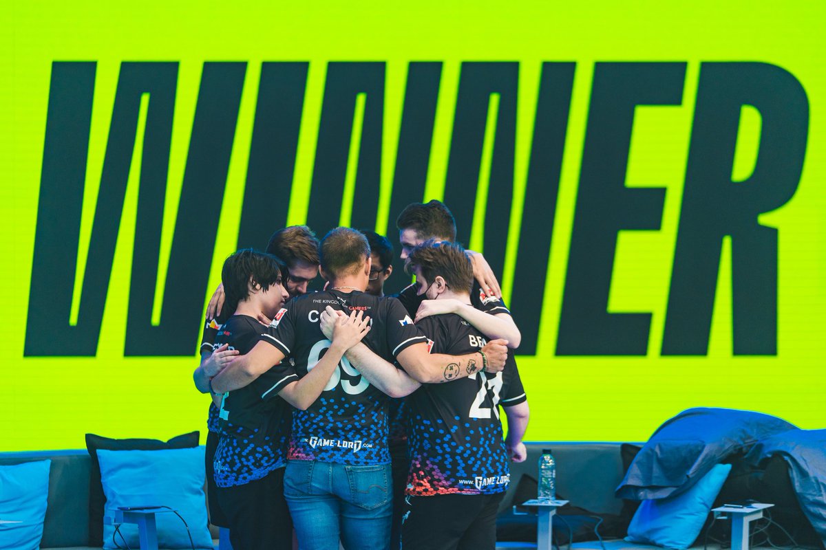 CoucouVg's tweet photo. 👊 Even though we finished 🥉 I'm very proud of my players and we qualified for the World Championship. We will do our best to represent our region as well as possible. Love you @Heste_Wr @Zefta_WR @REDemption_Kh @GGWP_Ruiz @Lonelykidwr 😘

 #ESPORT #WREC #WILDRIFT #GLDPROUD https://t.co/7iLYXzHzeK