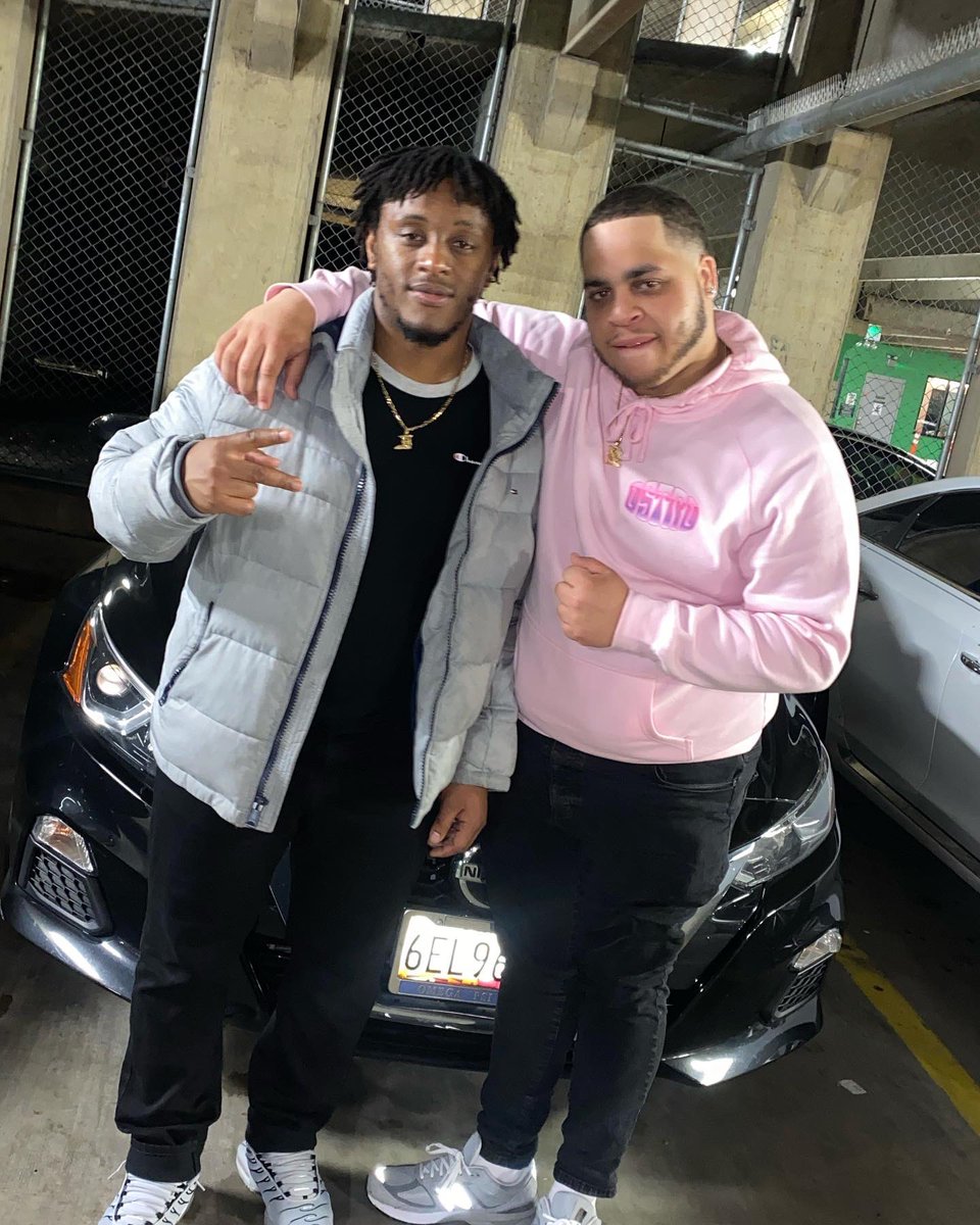 cnm3__'s tweet photo. I do 100 for my dawgs, ain’t worried bout the time 🖤 #KobeYear #LLDOC https://t.co/ZUKZ57VTNx