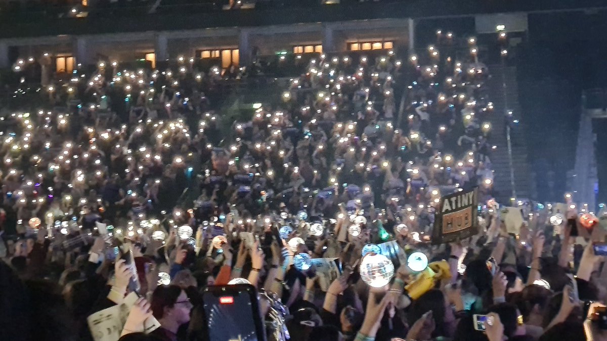 panda_cey's tweet photo. Thank you for the beautiful day! 
@ATEEZofficial
#ATEEZWORLDTOUR2022
#ATEEZinBerlin #ATEEZ https://t.co/1MQ6GRHazb