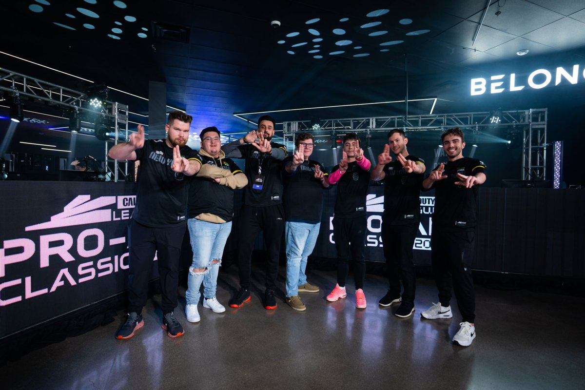 Crimsix's tweet photo. Pro-Am Champs! #NYSL

LETS FUCKING GO!! FROM PRETENDERS TO CONTENDERS, I LIVE FOR THIS. It’s all about the journey to me, and I can genuinely tell you that this one felt incredible.

GG’s LAT, hard fought series from them.

50 Finals
38 Wins https://t.co/XfIl2Ml5sC
