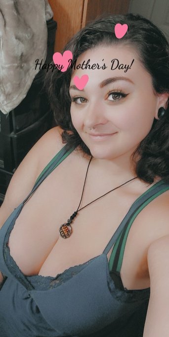 Online for mothers day. Come see me ya perves! https://t.co/OLX4lTDdvZ https://t.co/O7M8Jdtc95<a href="/tag/squirt"class="tags"><span>#squirt</span></a><a href="/tag/chaturbate"class="tags"><span>#chaturbate</span></a><a href="/tag/sexworkers"class="tags"><span>#sexworkers</span></a><a href="/tag/camgirlonline"class="tags"><span>#camgirlonline</span></a>