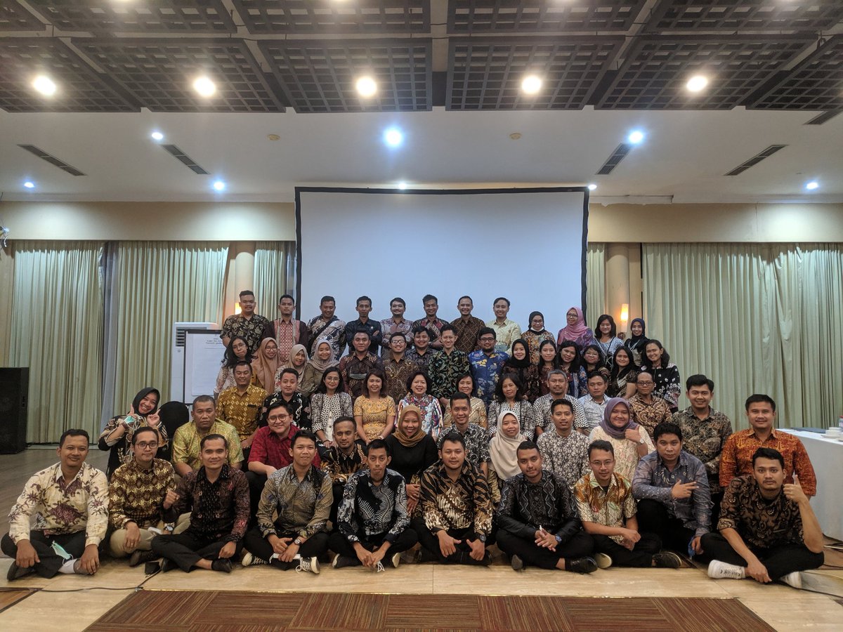 Bgatra06's tweet photo. Annual Meeting 2022 AHTS East Area PT Charoen Pokphand Jaya Farm 🐔🐤 https://t.co/AZC6wb4ynz