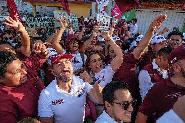 NBacalar's tweet photo. Gracias amigas y amigos de #IslaMujeres, ustedes encendieron el motor del cambio y haremos que llegue la prosperidad a esta tierra. Priorizaremos la atención en los servicios públicos, agua, energía eléctrica y mejoraremos la movilidad. @MaraLezama #BenitoJuárez #Cancún #Morena https://t.co/bjbPekgDmk