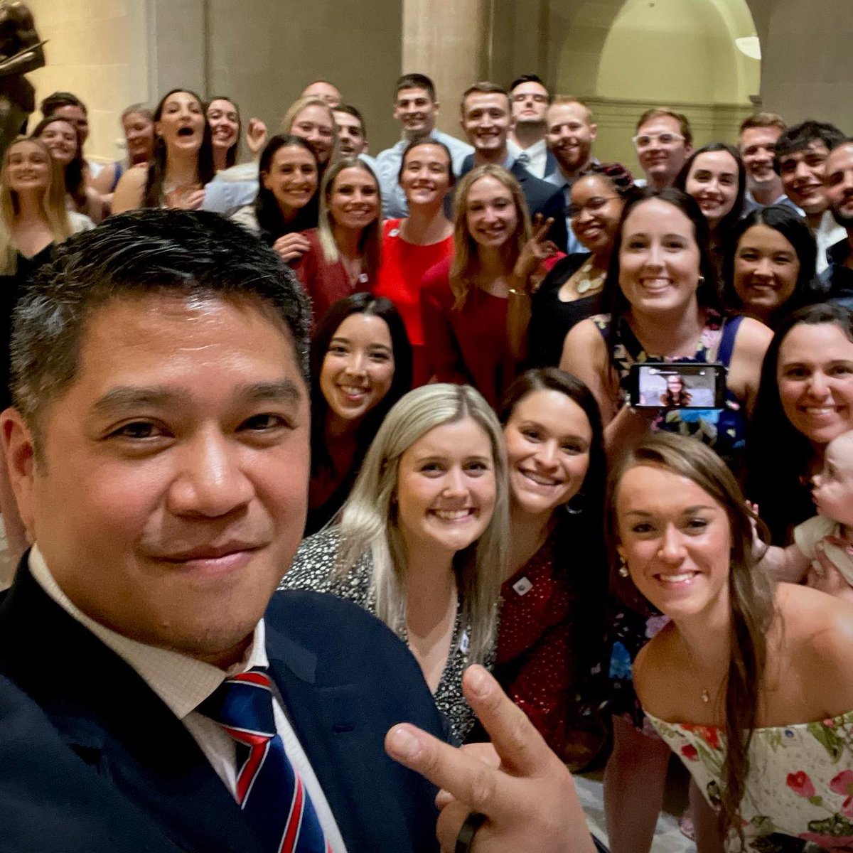 DrPhil_UDdpt's tweet photo. “Neither you nor the world knows what you can do until you have tried." #ralphwaldoemerson Honored to walk along side these amazing people. Congratulations #UDDPT Class of 2022” #proUD https://t.co/92wYvomO8d
