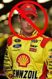 JAguilar1970's tweet photo. @jeff_gluck When you don’t have the balls to win like a man cause you haven’t won in your last16 darlington races and you put the race leader into the wall… #LikeABitch #YouSuck #GrowAPair 😡🖕🏽🤦🏽 https://t.co/MYtERTYV2i