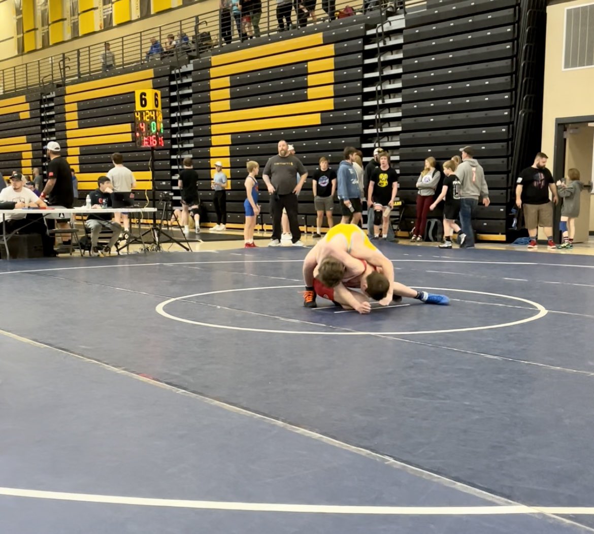 dusey73's tweet photo. This dude earned 3rd place in Greco State and qualified for Fargo! Good way to follow up getting 5th in Freestyle yesterday. Very proud of him!
#pack732 #biggame #wiltonIA #fargobound
@JordanDusenbery https://t.co/MJLZjlZanu