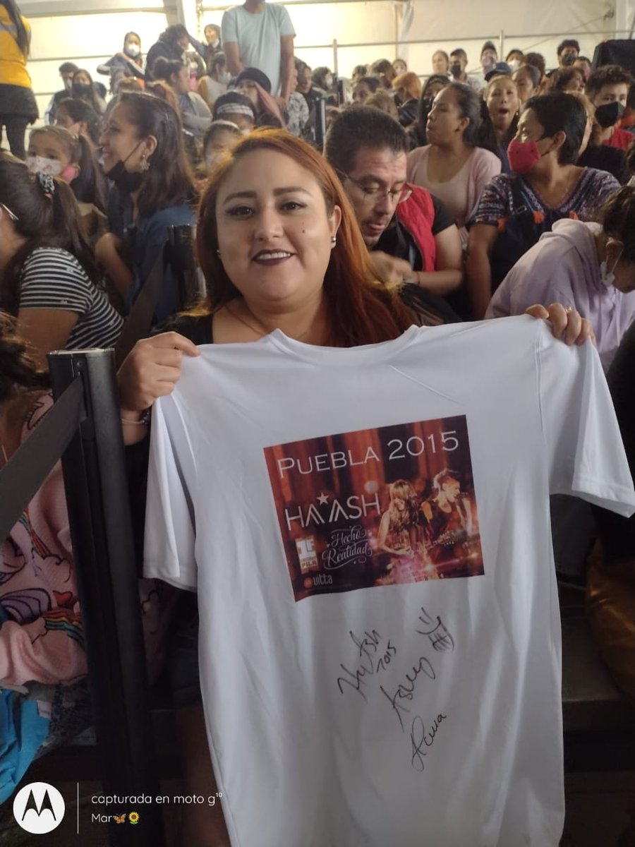 RUTTSSS's tweet photo. ayuden ami amiga ella quiere verlas @haashoficial @marxis_moreno https://t.co/8QKUeNz2W3