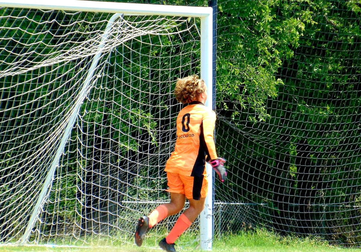 CadenMorrisGK's tweet photo. Hats off to my partner in goal!
You were magical as always today.
You're one of the best teammates I've ever had... I can't thank you enough.
β½οΈππππ
#GKbrother
#BIGRYAN
@Ryan_J_Palmer
@ClassicsEliteSA https://t.co/b4Q6B2CVhL