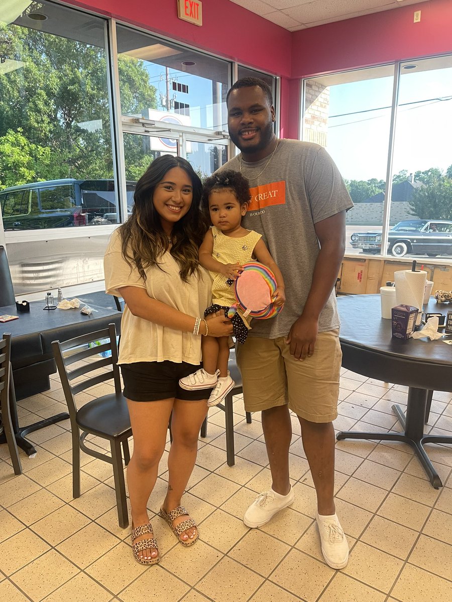 DDavis1999's tweet photo. Happy Mother’s Day Baby. I can’t put into words how grateful me and Elena are to have you in our life’s. You put a smile on our faces each and every day. Love you and hope you had a great Mother’s Day weekend.“To the world you are a Mother, but to our family you are the world”. https://t.co/Yp8Dxs6gsb