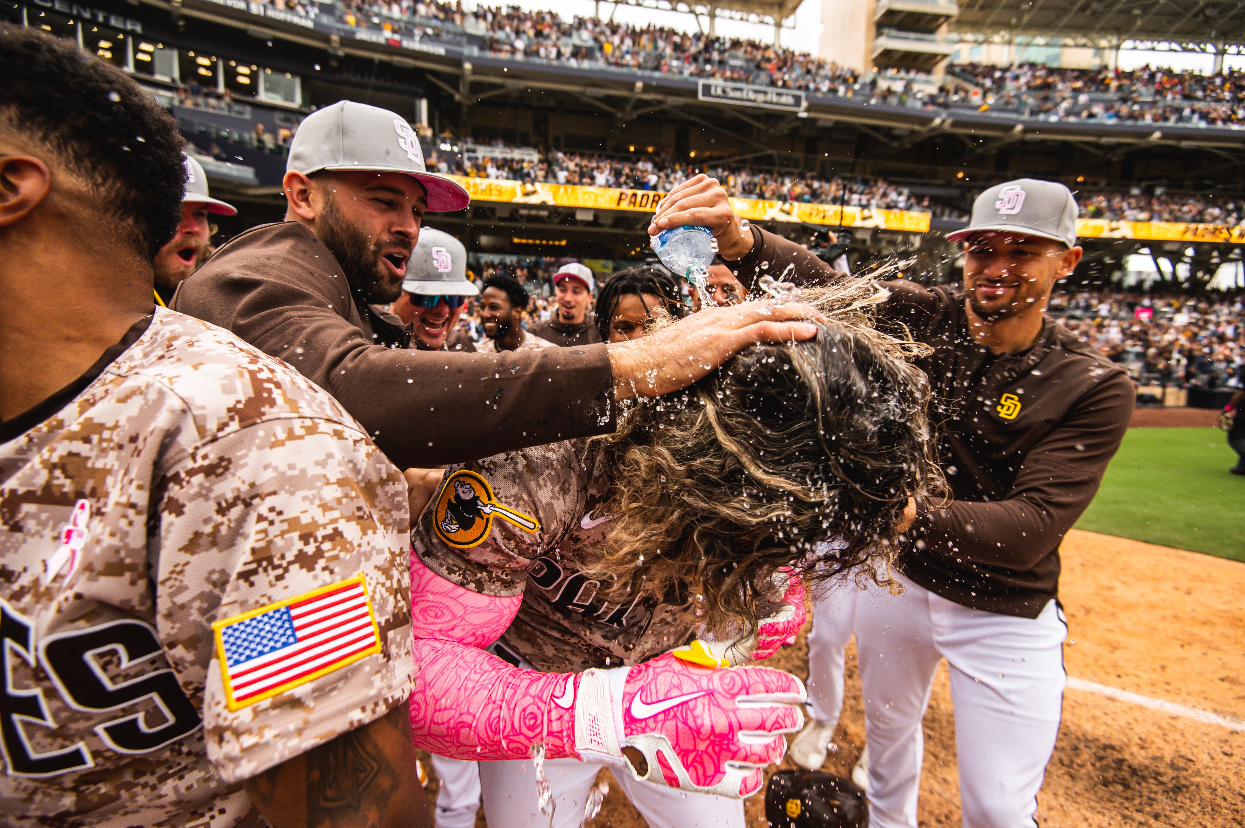 San Diego Padres on X: Hip, hip! Jorge! 🙌  / X