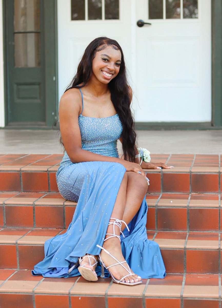 lainesjohnson's tweet photo. Just showing off my successful and high school graduate of a brother, Prom King and Queen and my own photography all at once🤍 https://t.co/3kYwrDgTOV