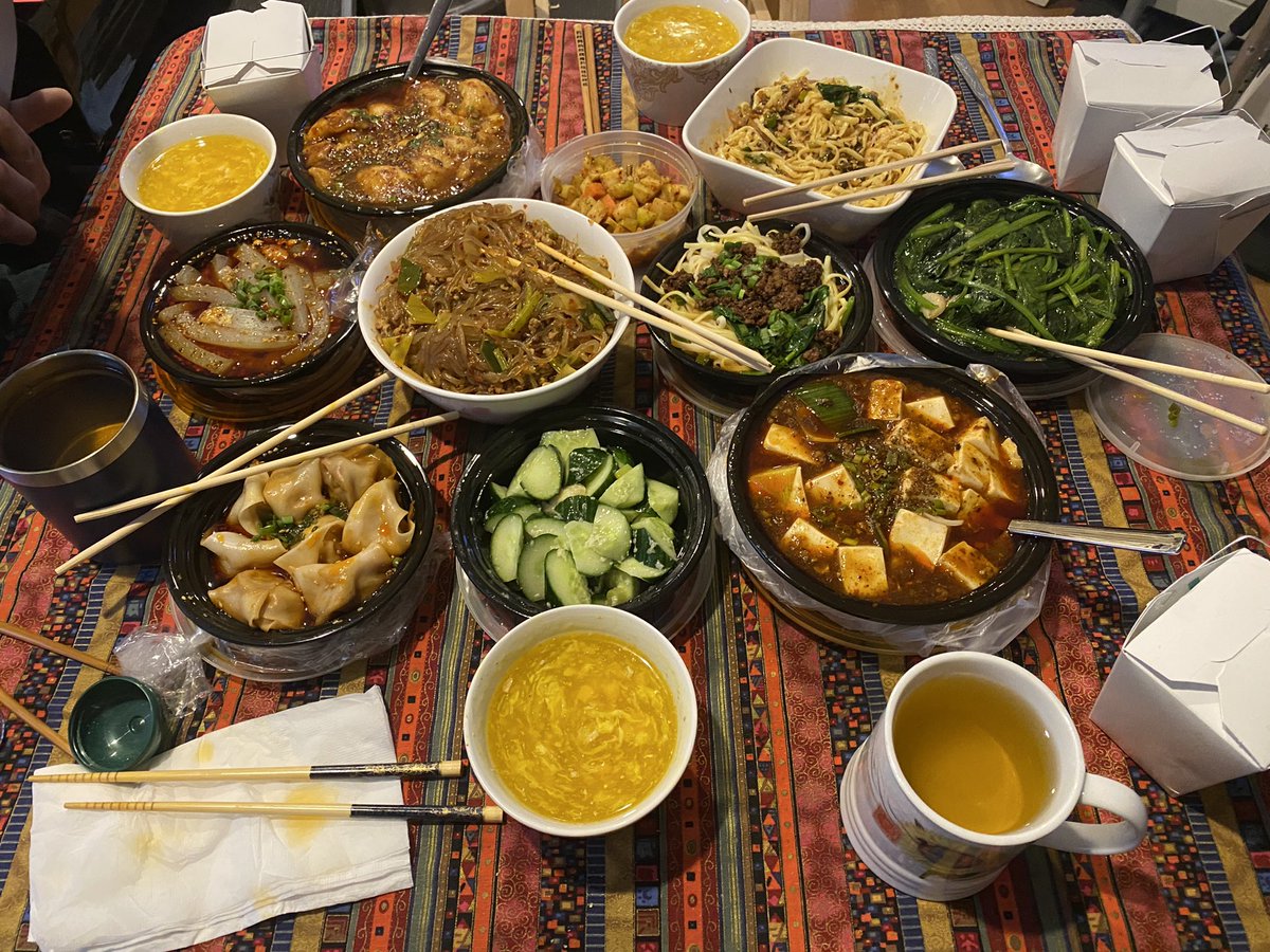 dmjh93's tweet photo. Finally had the opportunity to treat my mom to dinner before she got to it first

Please cherish the moments you spend with your parents everyone https://t.co/YcScfbOeaB