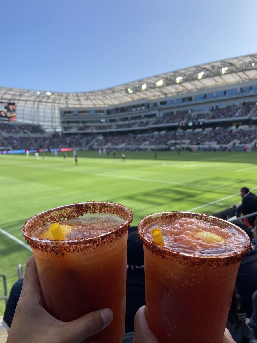 Soccer is fun: #MothersDay 🌷 edition 

<a href="/weareangelcity/">Angel City FC</a> match with the mother
