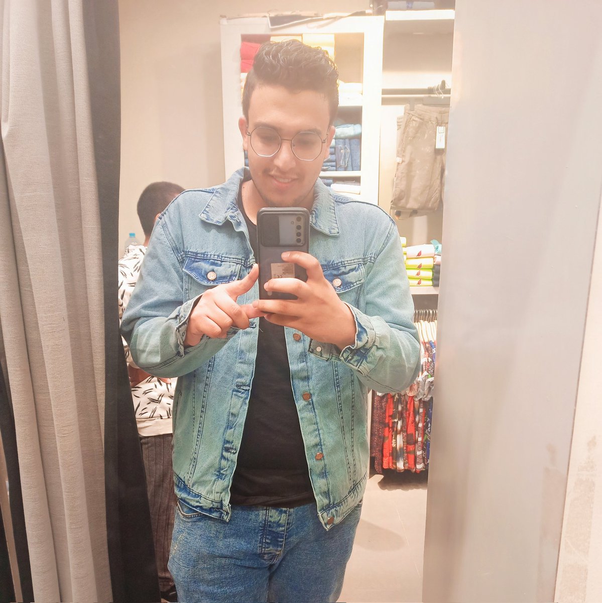 ahmed44529293's tweet photo. #صورة_ملف_شخصي_جديدة https://t.co/0F0gRv5mLM