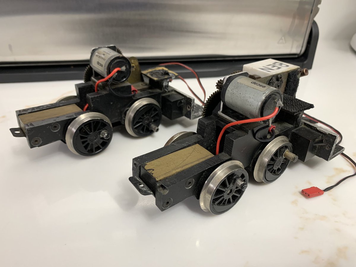 ThomasTankMerch's tweet photo. Here’s a weird one, we managed to grab the original Marklin Bill and Ben chassis used from series 2 to 9. The actual models with newer CNC chassis are in Japan. These are cut down from the BR80 chassis using the original wheel spacing. We’ll be getting measurement photos soon https://t.co/uiZtBL3chB
