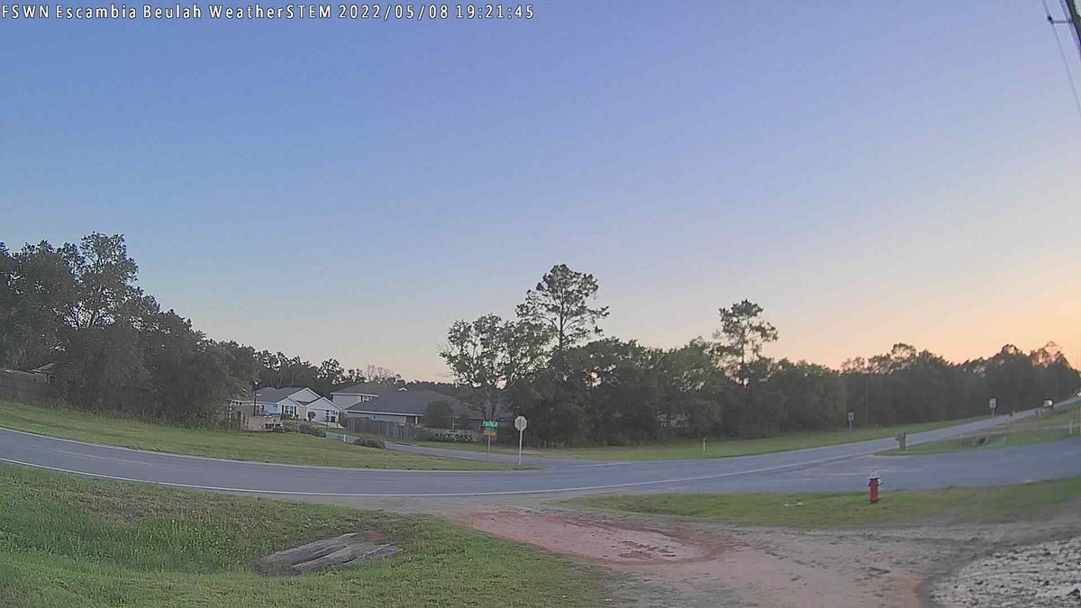 FSWN Escambia Beulah Fire Station at sunset and it's 77.1 F. https://t.co/hSP72BfZQa