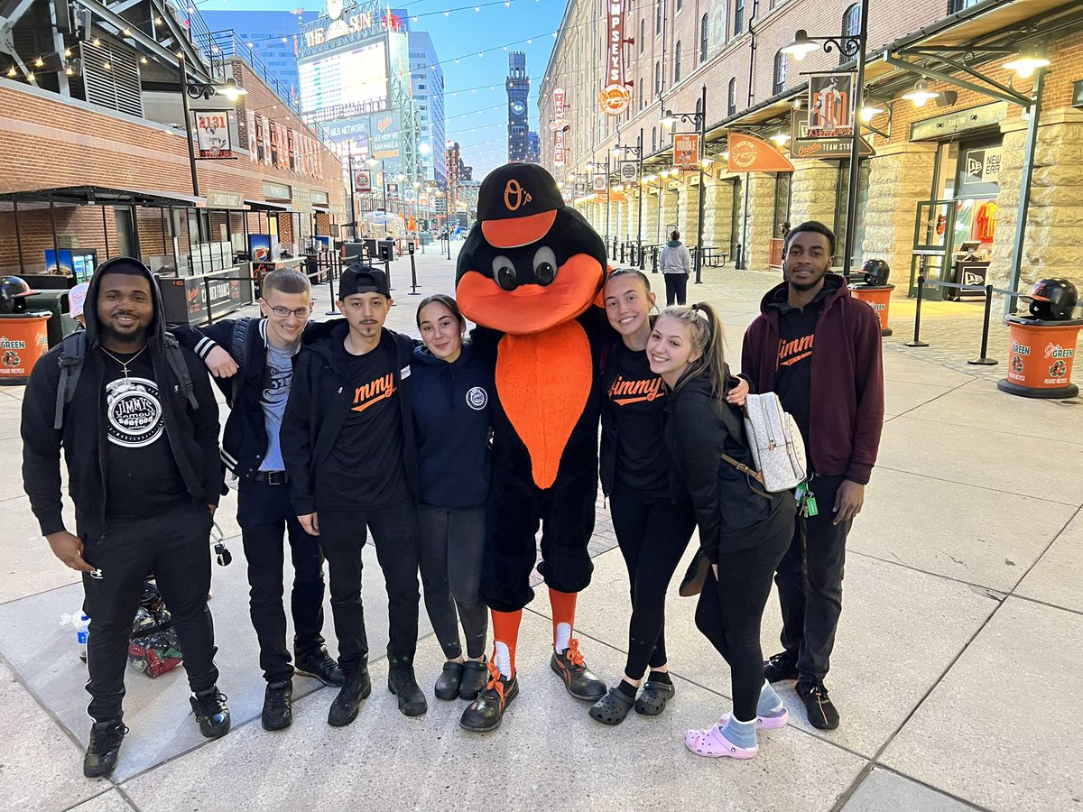 lillyyyymae's tweet photo. @JimmysSeafood o’s game 🧡 https://t.co/qEhOMJphmF
