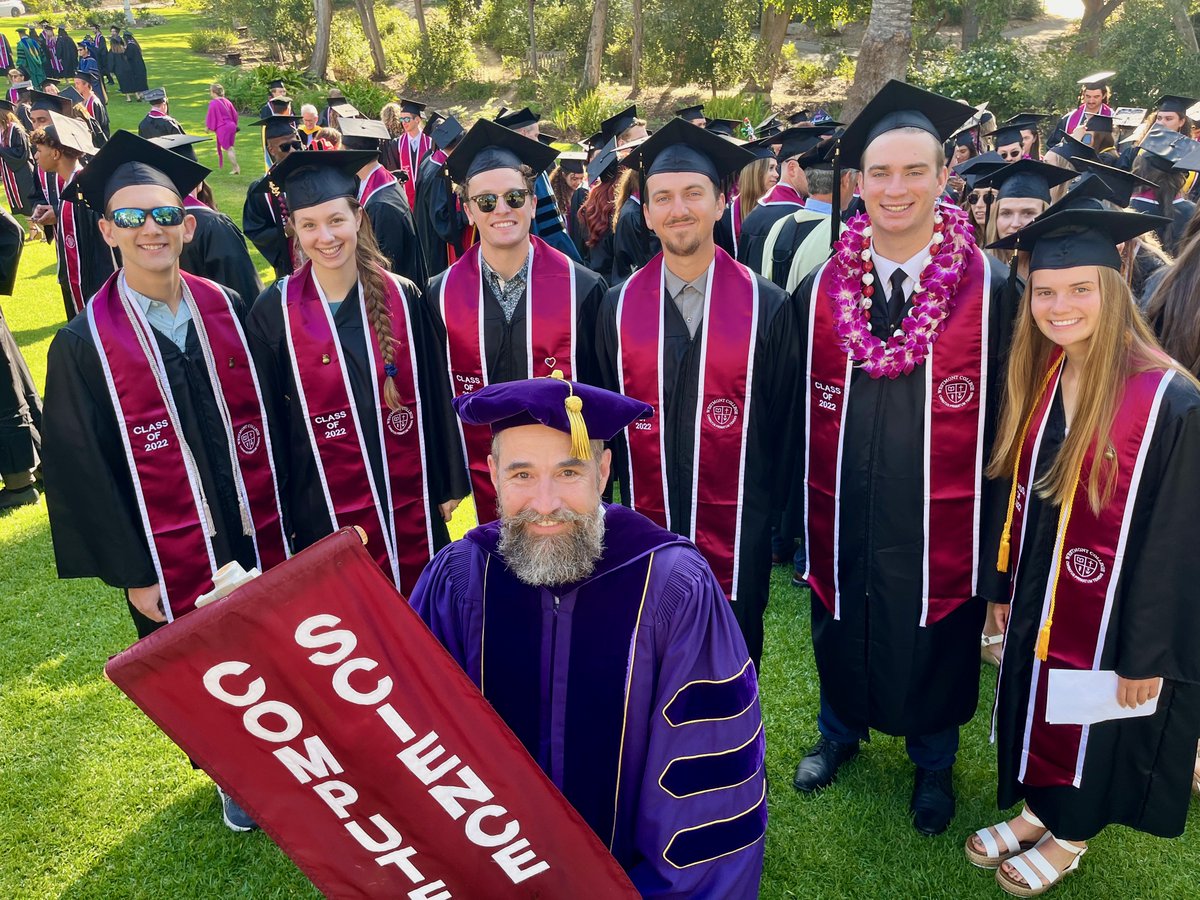 Westmont_M_CS's tweet photo. Congratulations Class of 2022! https://t.co/WJA7UM7Sfo