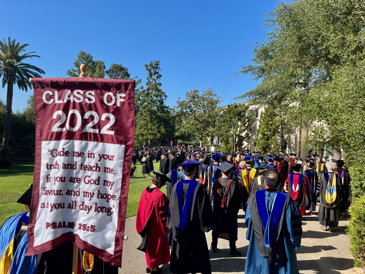 Westmont_M_CS's tweet photo. Congratulations Class of 2022! https://t.co/WJA7UM7Sfo