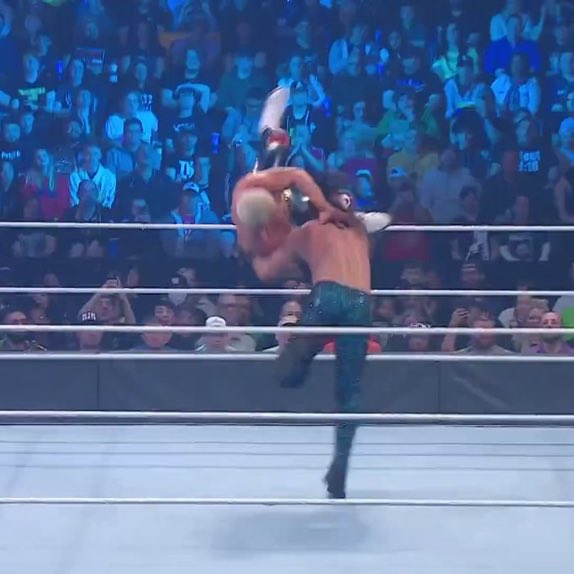 wwrlive's tweet photo. #CodyCutter!!! #WMBacklash https://t.co/U325HzEWBF