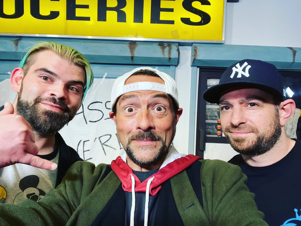 PopFreakNJ's tweet photo. Always a pleasure @ThatKevinSmith - Glad we got to “Pop” in @The_SecretStash for a quick pic &amp; convo with ya before snapping a shot with the dynamic duo @BrianCOHalloran &amp; #JeffAndersonClerks https://t.co/uPWJl4iFl1