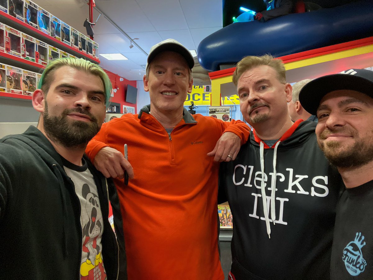 PopFreakNJ's tweet photo. Always a pleasure @ThatKevinSmith - Glad we got to “Pop” in @The_SecretStash for a quick pic &amp; convo with ya before snapping a shot with the dynamic duo @BrianCOHalloran &amp; #JeffAndersonClerks https://t.co/uPWJl4iFl1