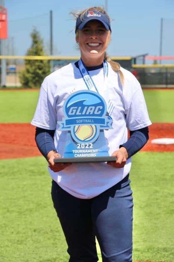 OlivetSports's tweet photo. Congrats to former OHS standout @jaclyngroves, who helped @SVSU_Softball win the GLIAC Tournament this weekend &amp; earn an automatic bid into the NCAA D2 Tournament. Groves (6-1) was the winning pitcher in relief during a semifinal win over Ferris State, recording the final 4 outs. https://t.co/JTg7AFyiDj