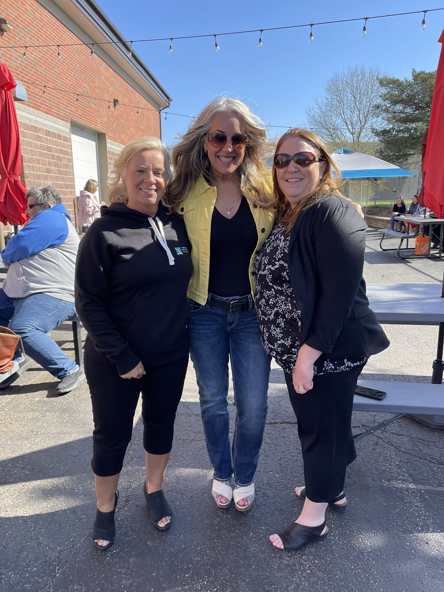 A huge thank you to the amazing 
<a href="/Angie_Hill40/">Angie Hill</a> and her son with support from <a href="/MurphysLawShine/">MurphysLawMoonshine</a> and Rural Roots Brewery for an awesome event. They helped us raise much needed mental health funds, all while making new friends. <a href="/BethKing72/">Beth King</a> <a href="/CMHAWW/">CMHA WW</a> #Grateful