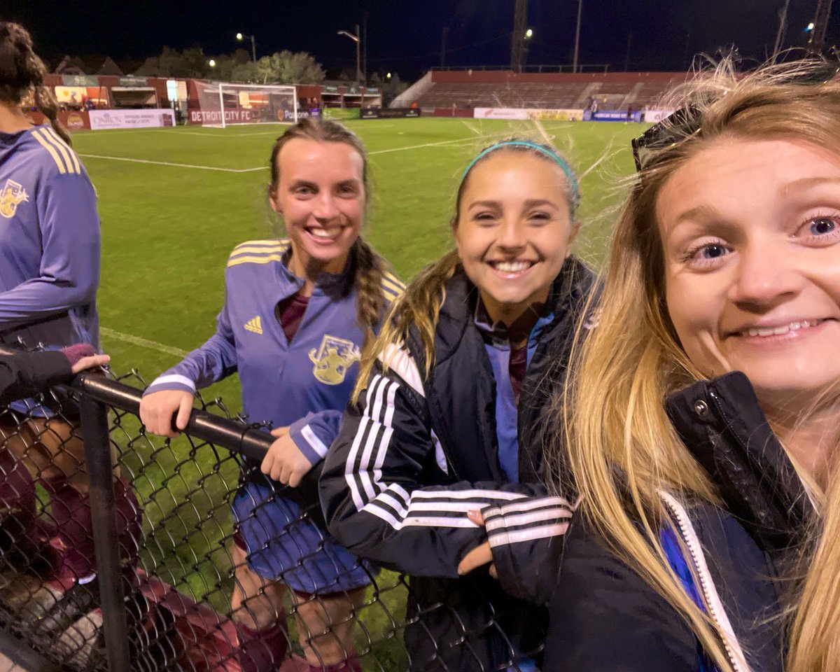 ellavdm93's tweet photo. Proud coach moment watching these two playing for @DetroitCityFC last night! @EPool32 @rylee_clark_ 👏 

Big crowd &amp; great atmosphere! 

Great to see @Emilie_Gardner &amp; @brynn_gardner out there too!

Truly awesome role models for all girls playing in the NWO area! 💪⚽️ https://t.co/99oKTm9YVp
