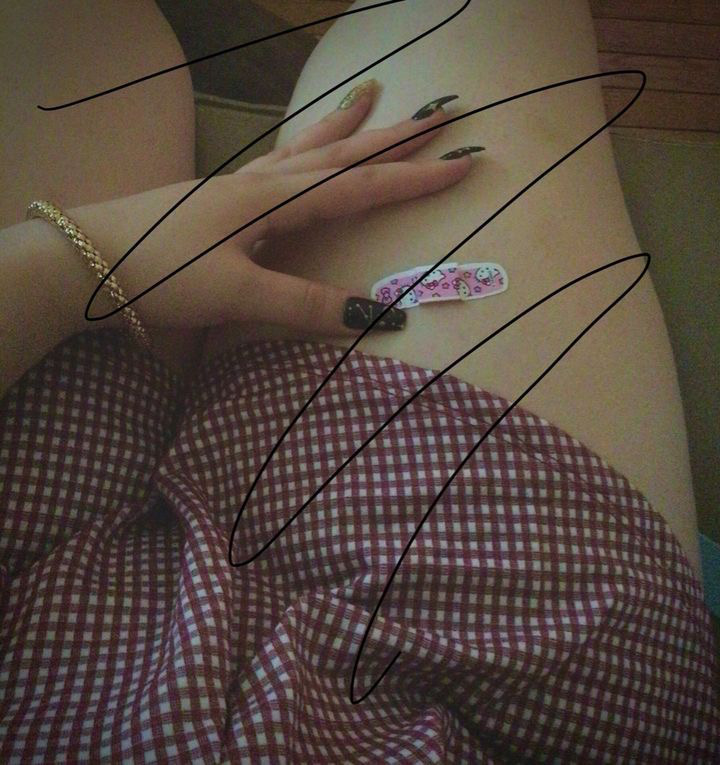 milky_m0chi's tweet photo. #corpsetwtselfieday uhmnn these are a bit old buuut like #onlystrands and #onlyhands 😭😭😵‍💫 ++ since there’s only a few games left I’ll be able to get ready for a proper selfie https://t.co/pwbxRp7qSv