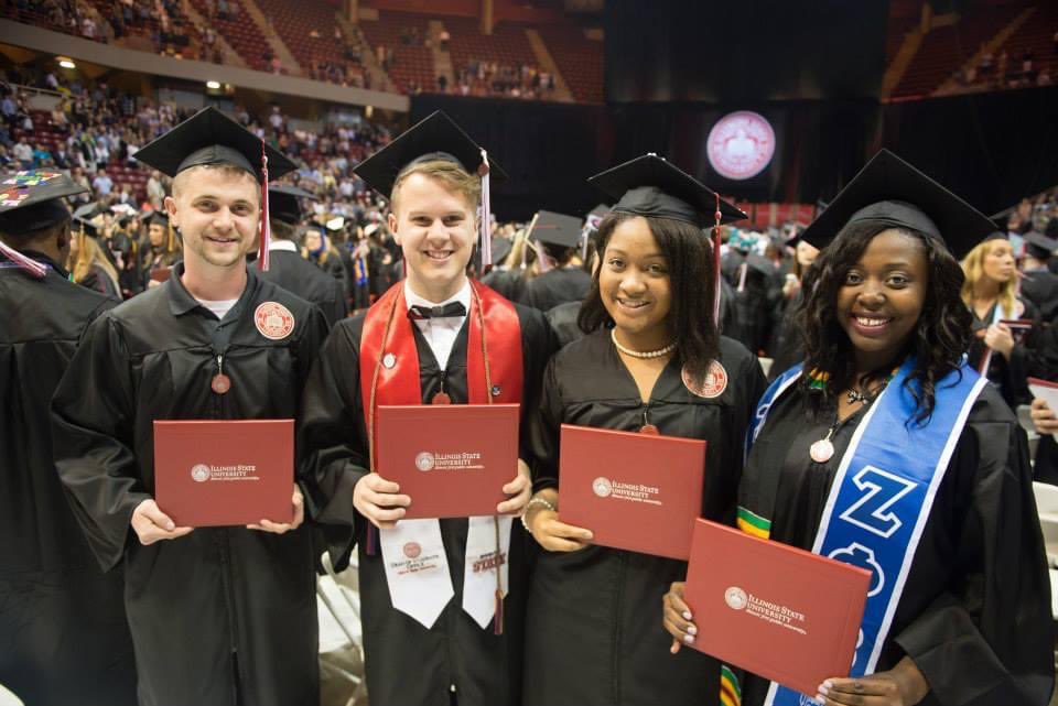YelyseW_ISU's tweet photo. 7 years ago I did this thing… What a wild ride it has been since then, but looking to the future I know I have some pretty cool things up next 🎓 #RedbirdProud #ForeverRedbird https://t.co/XRzTpiIYnX