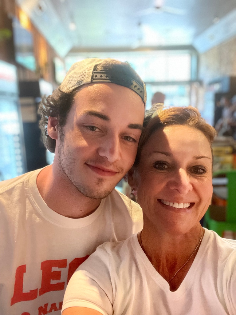 LegitProvisions's tweet photo. Happy Mother's Day to all of the amazing moms out there! Whether you are celebrating your mom or celebrating being a mom to kiddos, doggos, or plants, we are inspired by you 💕

#GetLegit #HappyMothersDay https://t.co/OvPNmXgR1a