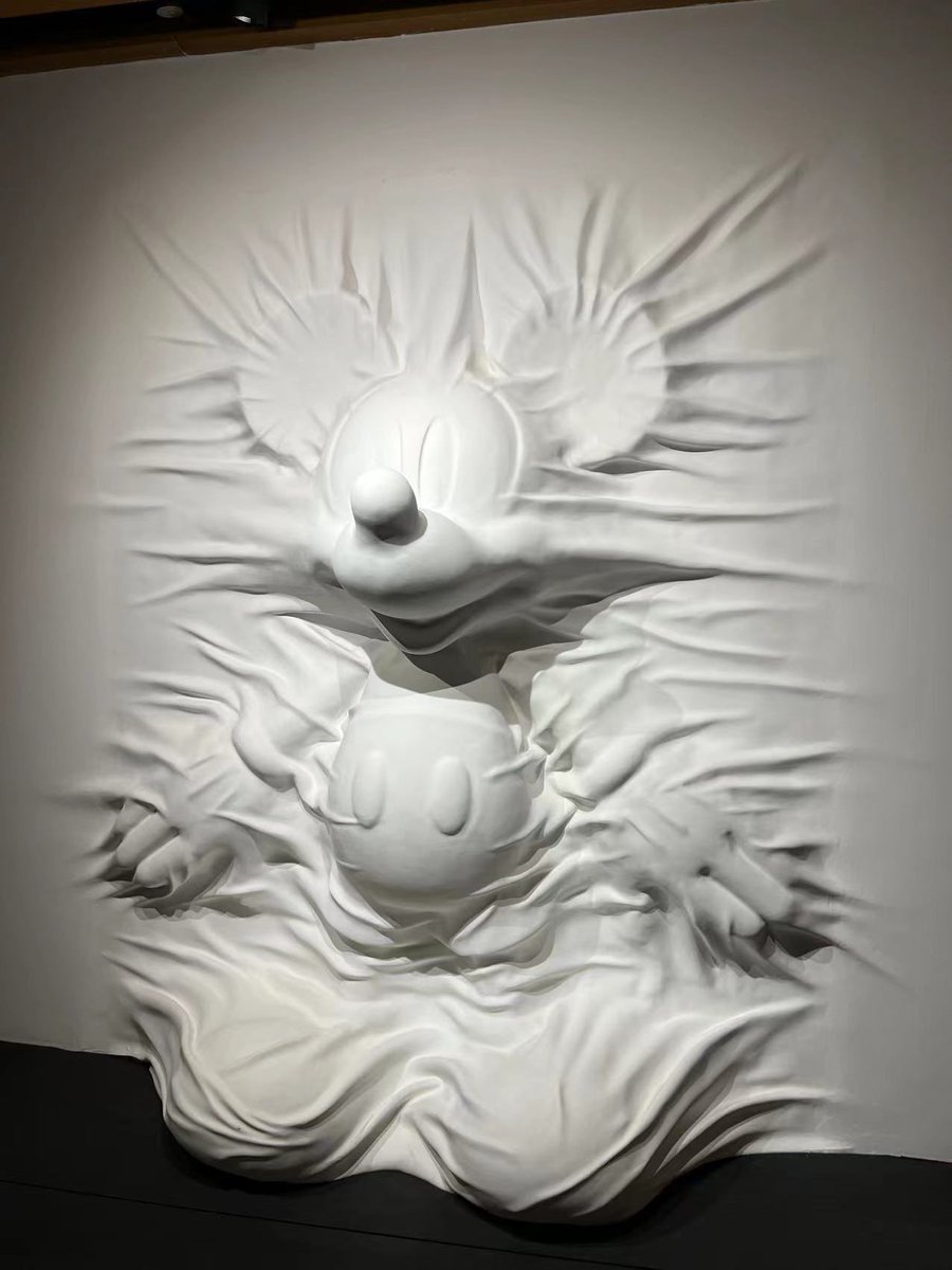 感觉好久没有看展了
呜呜呜
等出去
一定要做精致的猪猪女孩👧 https://t.co/FfJy8pigUI