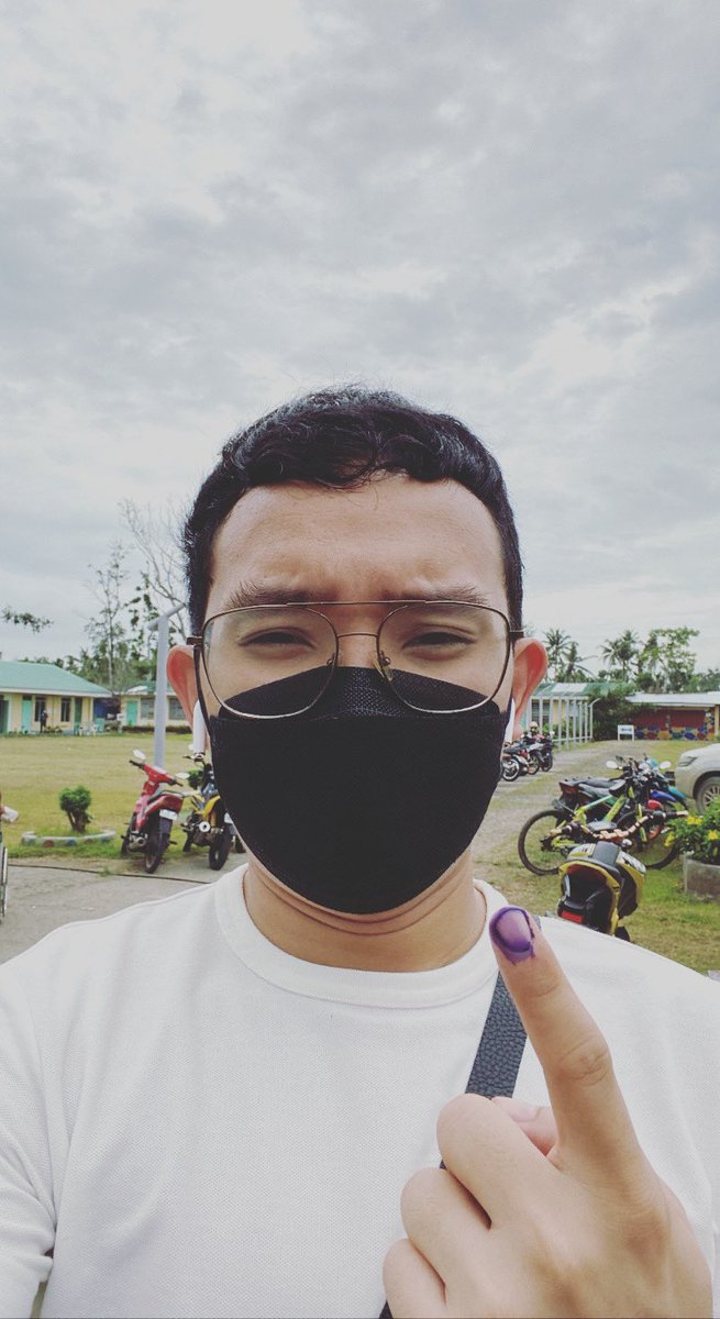 The last man standing is a woman.🌷
#Ipana7oNa10ParaSaLahat 🌸
#Eleksyon2022