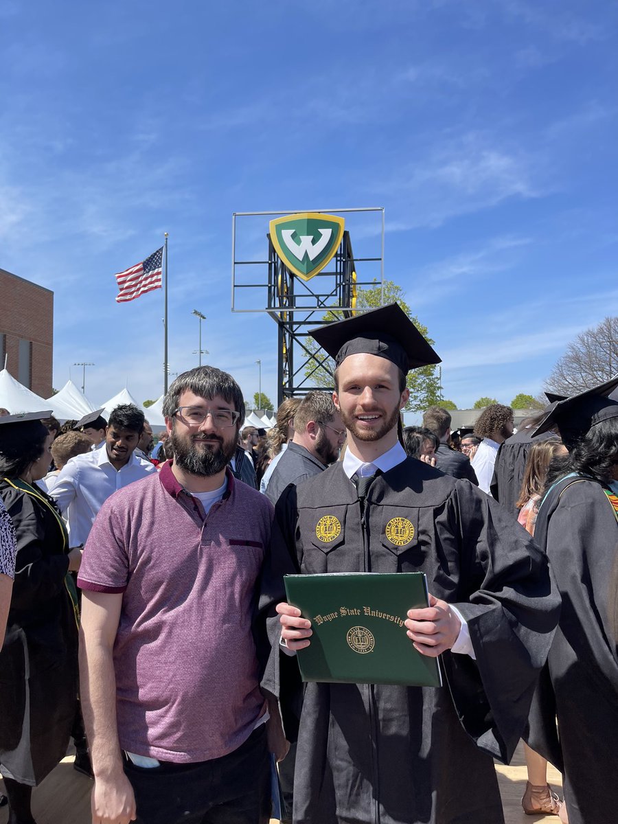 gavsum's tweet photo. Bachelors secured. Been thinking about graduation day every day and night day after day after day. Iโve went through some of the worst nights of my life these last couple of years. This was a hustle but I feel glorious in the end. #wsugrad https://t.co/ihmxYBAboB