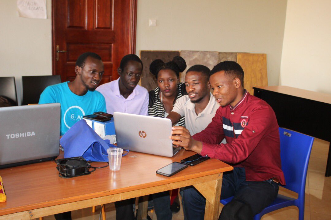 UNDPUganda's tweet photo. Some reflections following our week with @UNDPAfrica Ecosystem Advisor @emeka_okafor, a thread 🧵
#Timbuktoo #FutureSmartAfrica #FutureSmartUNDP #YouthInnovation #StartupsSolveProblems https://t.co/Q4VmMH2g3F