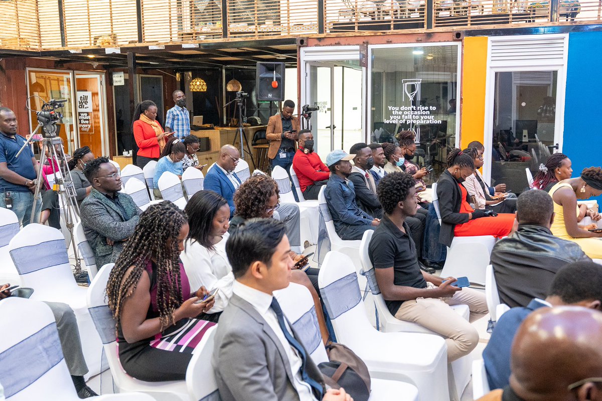 UNDPUganda's tweet photo. Some reflections following our week with @UNDPAfrica Ecosystem Advisor @emeka_okafor, a thread 🧵
#Timbuktoo #FutureSmartAfrica #FutureSmartUNDP #YouthInnovation #StartupsSolveProblems https://t.co/Q4VmMH2g3F