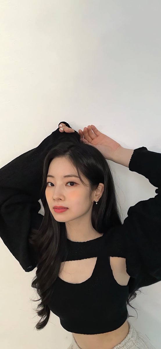 pogzilla1's tweet photo. #DAHYUN Extended Wallpaper (Upscaled to UHD)

#TWICE https://t.co/lkWMmNRbsf