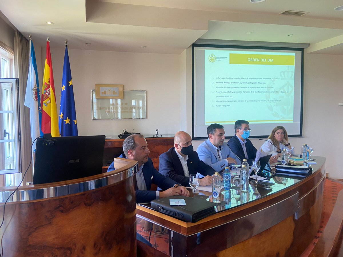 icoiig's tweet photo. Gracias por acompañarnos el pasado sábado en las #JuntasGenerales del ICOIIG y la AIIG en Santiago de Compostela.
👉Se han aprobado las cuentas de resultados del año 2021
👉Posteriormente hemos celebrado un almuerzo de confraternidad.
#CreciendoJuntos #FamiliaICOIIG #ICOIIG #AIIG https://t.co/hGGdfI8gRd
