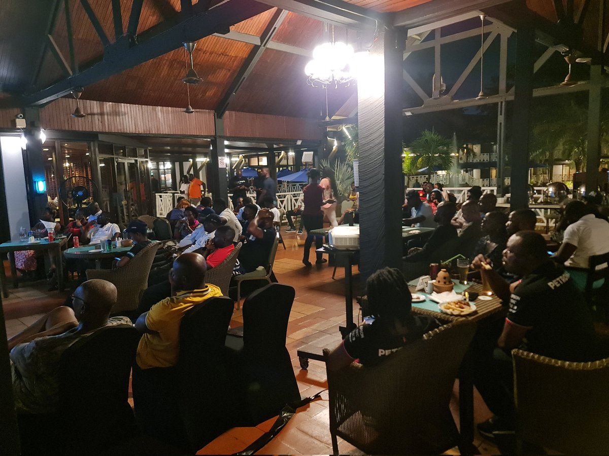 f1ghana_'s tweet photo. #MiamiGP #F1 #MotorSportViewingParty #MotorSportSunday lastnight at the @LabadiBeach Hotel. What a wow😎😂... Next is the #SpanishGP #F1ViewingPartyGH on 22.05.22 https://t.co/evMZOoLmsg