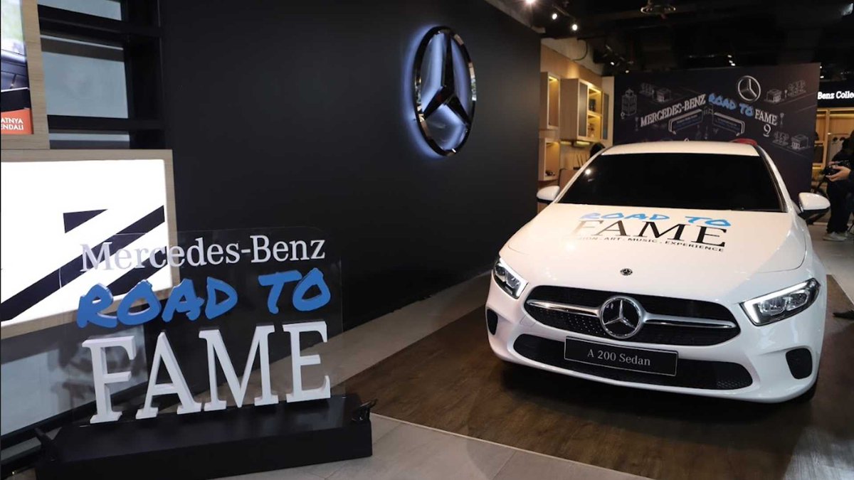 CoinDataID's tweet photo. Mercedes-Benz Indonesia mengumumkan peluncuran #MercedesBenz #NFT sebagai NFT pertama di Indonesia dari sektor otomotif pada 29 April 2022. Mercedes Benz Indonesia mengembangkan NFT bersama seniman Indonesia, @ishahening dan @gogoporen.
https://t.co/aCg4U3A8Li
#CoinDataID https://t.co/YtKQU6HaVe