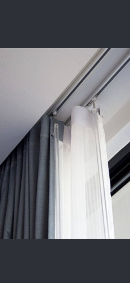 Designer_MA1's tweet photo. الستائر من العناصر ذات الاهميه في التصميم : 

- تكون الستاره على كامل الحائط بغض النظر عن حجم النافذه وموقعها 

- ممكن اضافة ستائر على حائط حتى ولو كان بدون نوافذ 

- تكون الستائر داخله بشكل مخفي في الجبس 

للتصميم التواصل واتس https://t.co/Au1H6aCemq https://t.co/DzjpN2V13U