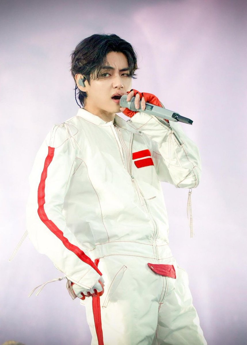korezincom's tweet photo. #BTS'ten #V'nin Dünya Çapındaki Hayranları, #Singularity Şarkısının 4. Yıl Dönümünü Kutlamak İçin Çeşitli Etkinliklere Katılıyor ve Bağış Yapıyor
@BTS_twt #방탄소년단 #BTSARMY #BTSV #Taehyung #KimTaehyung #4YearsWithSingularity
https://t.co/E9zGWyQiNB https://t.co/LkCbkT7Ay8