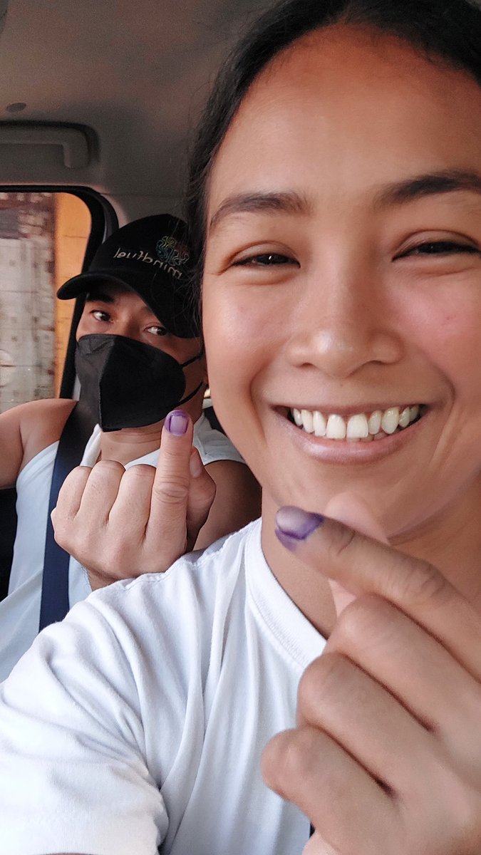 Kahit wala pa akong anak,para sa kanila na agad ang boto ko at para sa bayan ko. #MagasawaforLeniKiko #ParaSaBayan #WidenTheGap #ProtectYourVote #GobyernongTapatAngatBuhayLahat