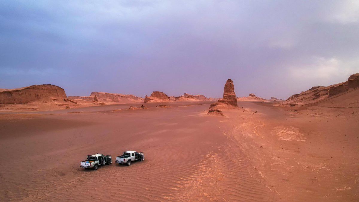 GM beautiful souls! 💜

Wish you a bright day like a jewel! ✨