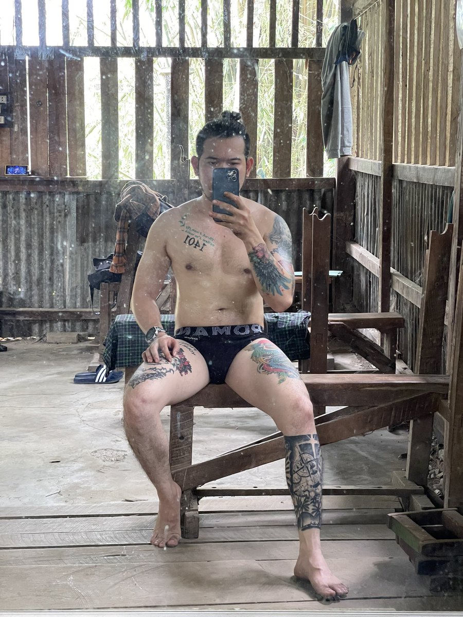 ArThant3's tweet photo. Hot🥲 https://t.co/VRrXxp9exF