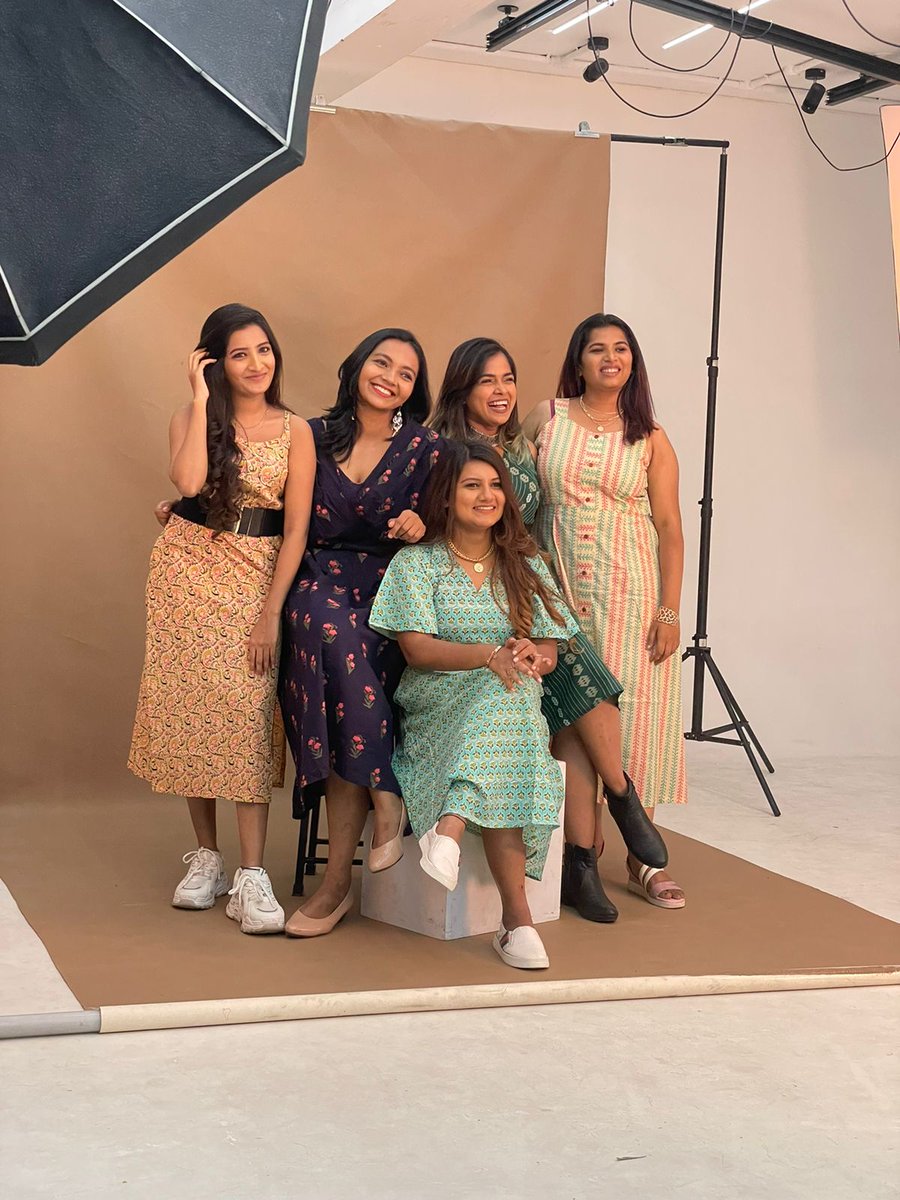 varasoundra93's tweet image. Working for women wear Jhop India. It has deep pockets and I modelled for them along with beautiful other women #deeppockets #womenwear