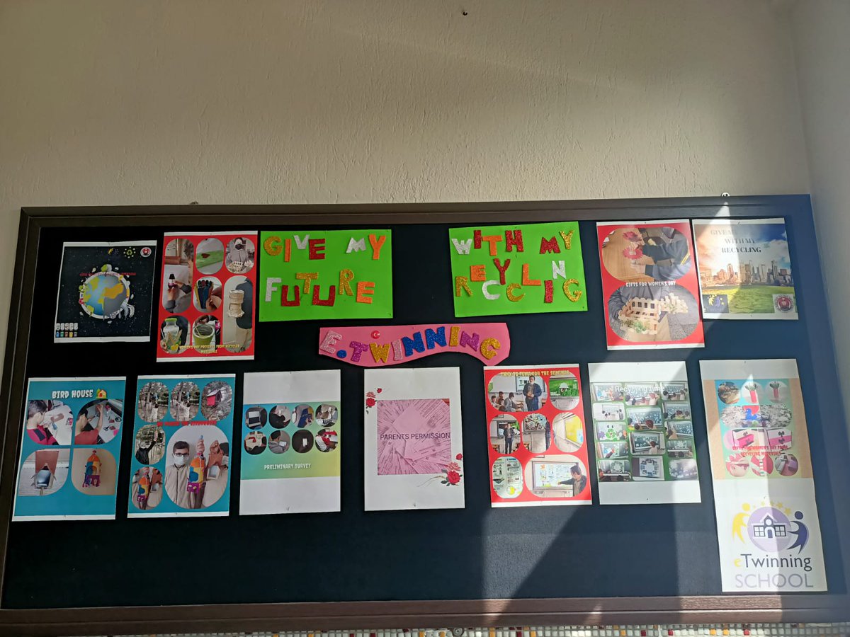 HakkiIho's tweet photo. Proje kuruculugunu okulumuz ingilizce ogretmeni Ferhan Pelitli nin yaptığı ,okulumuz öğretmenlerinden Seda Susaman Gürbüz,Leyla Seyhan,özlem kucukyildizin da yeraldığı eTwinning projemiz GIVE MY FUTURE WITH MY RECYCLING pano düzenlemesi yapıldı.
@SeyitAliBuyuk https://t.co/TOtiHCu8Oz
